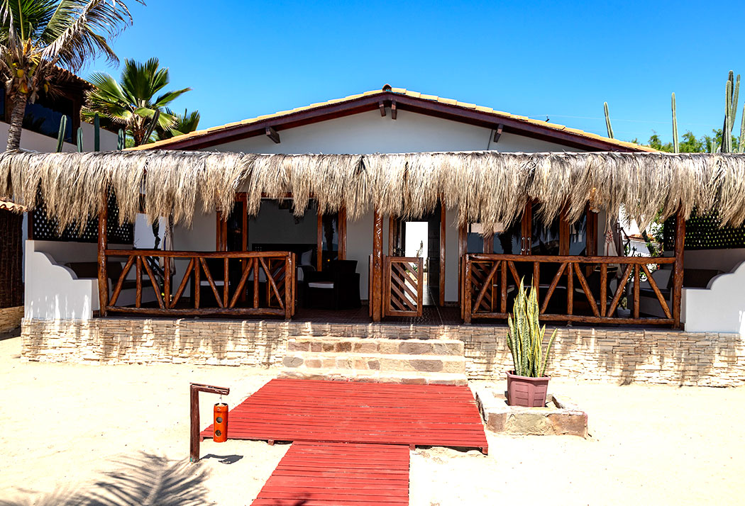 Family-Bungalow-with-Sea-View-3